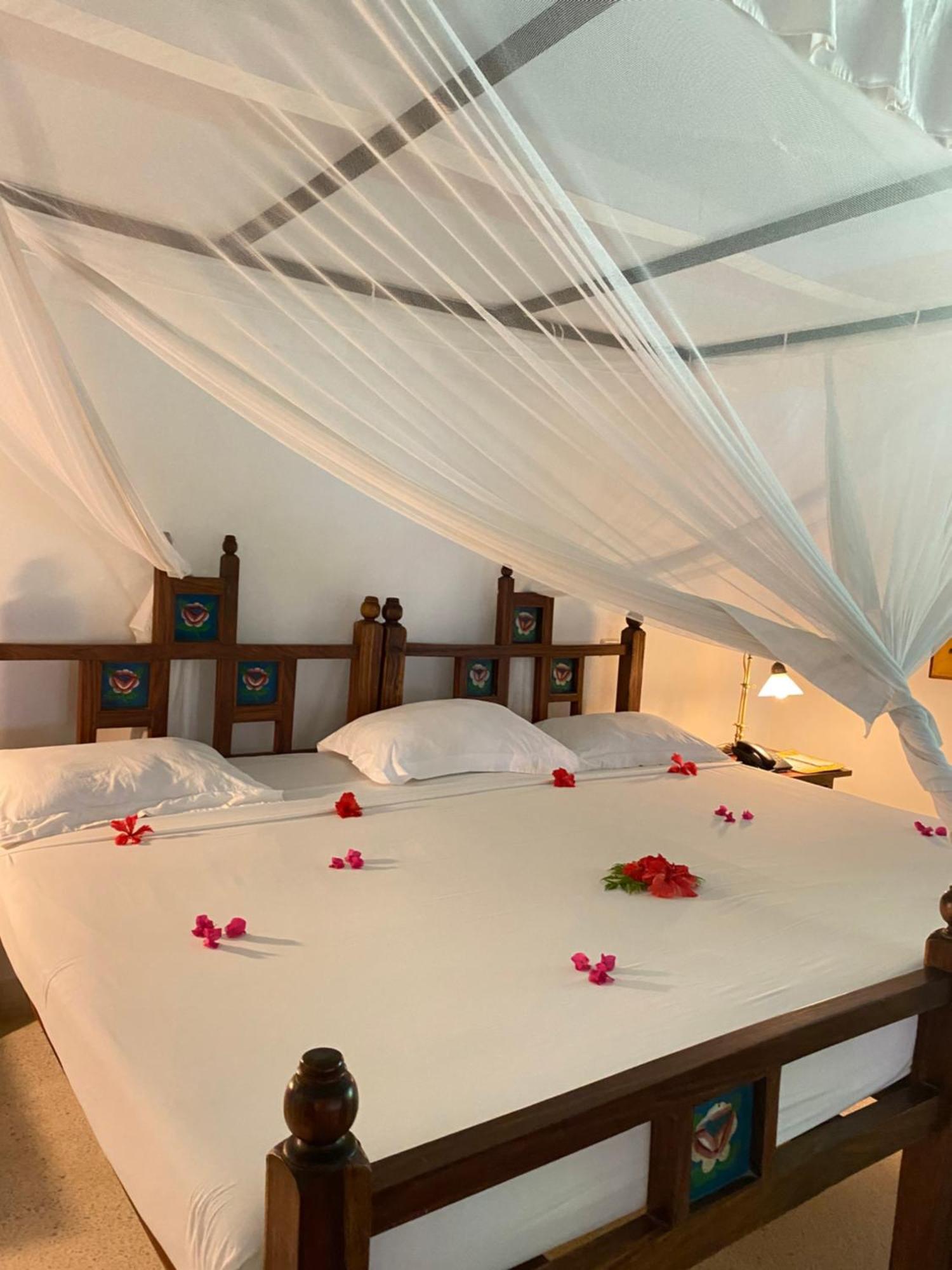 Kilili Baharini Resort & Spa Malindi Zimmer foto